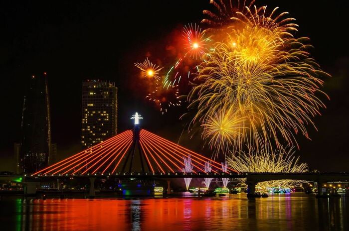 Han River Bridge Da Nang: A Guide to Vietnam’s Iconic Swing Bridge